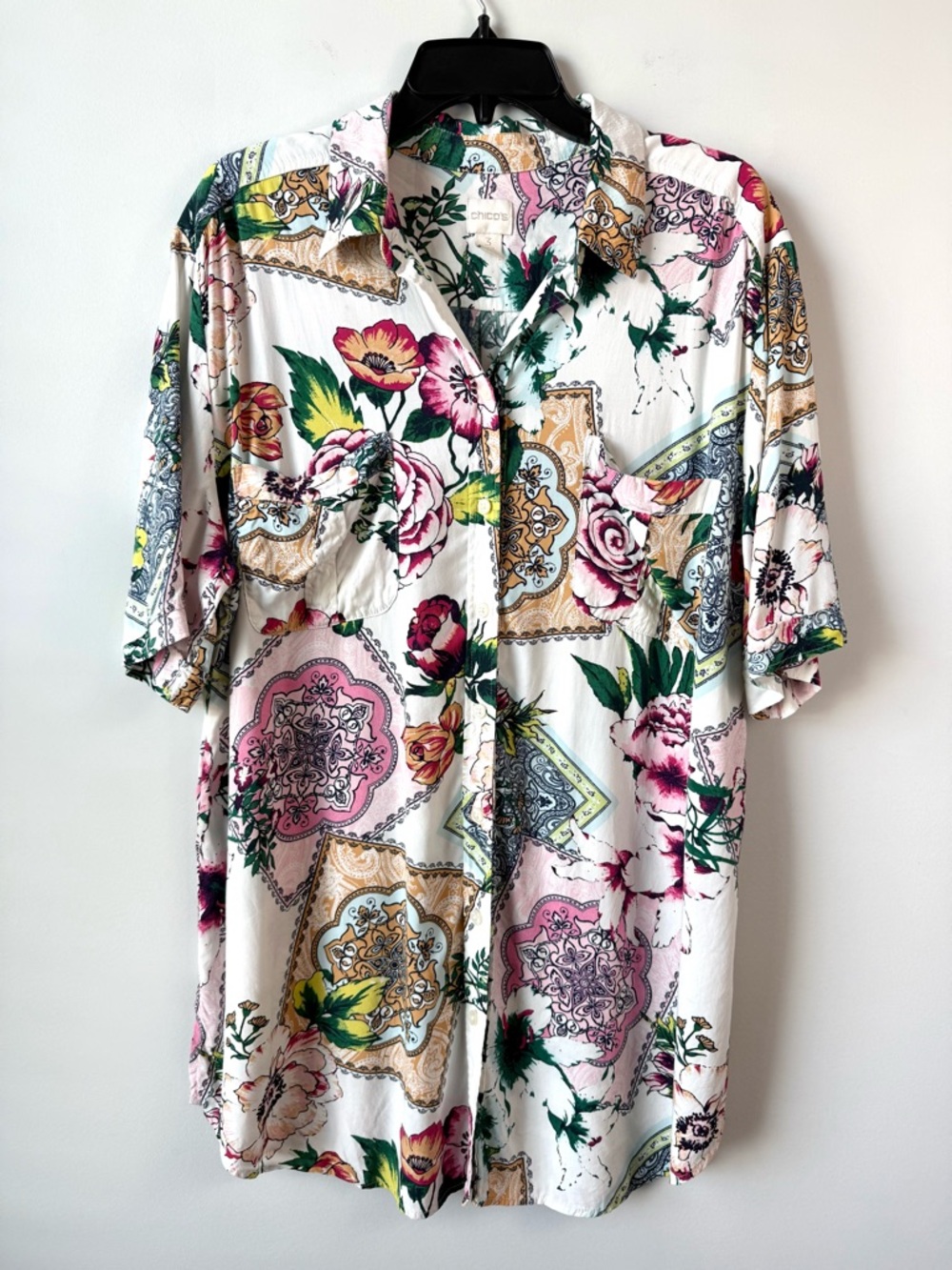 Floral & Medallion Print Short Sleeve Button-Up Top - White/Pink